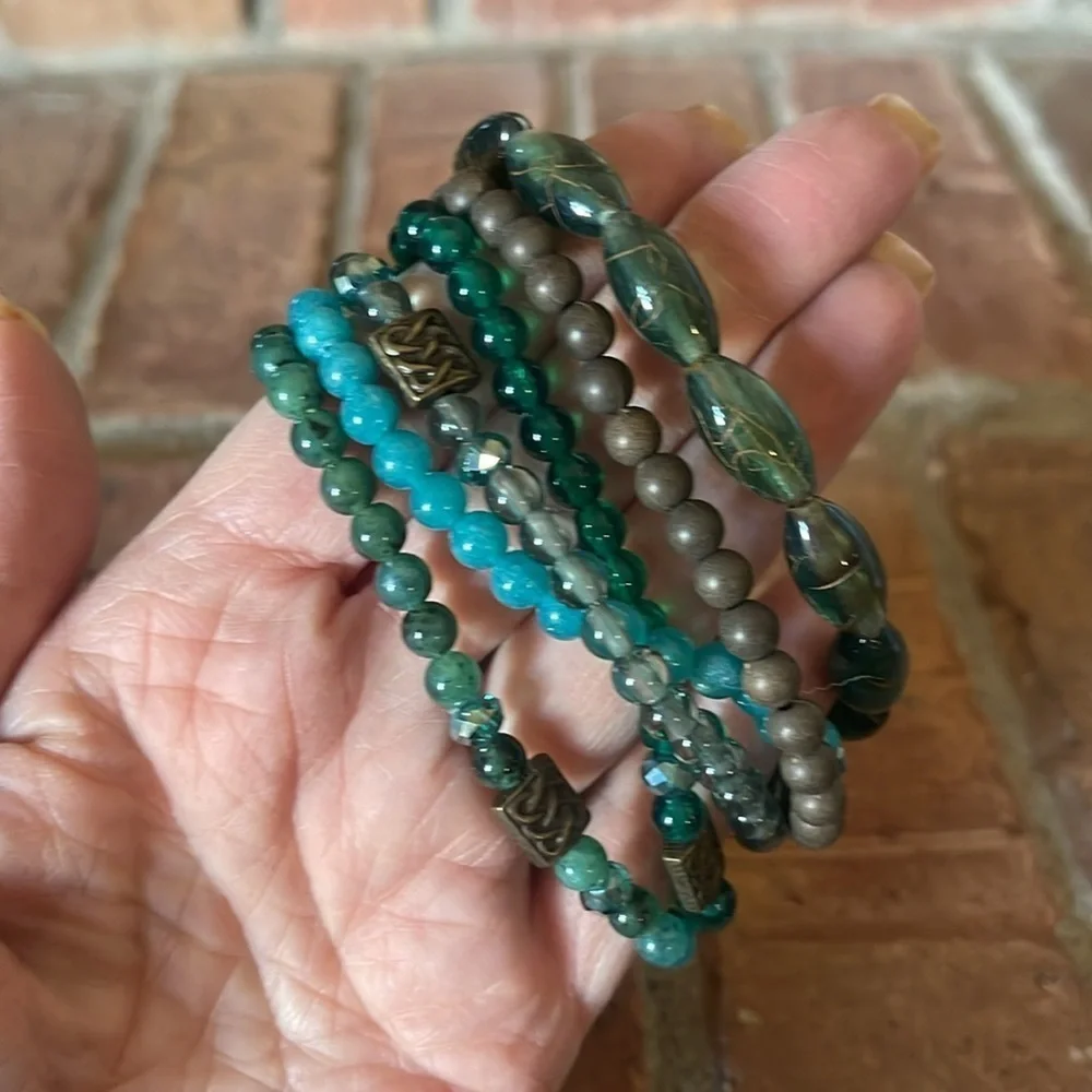 NWT Just Jewelry Teal Beaded Bracelet Set